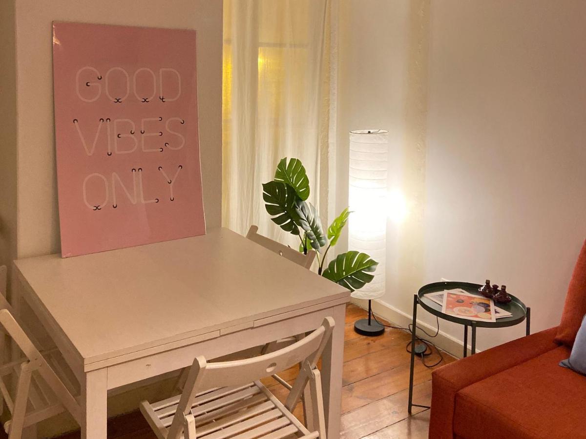 Com•Bro Apartment Lisbon Bagian luar foto